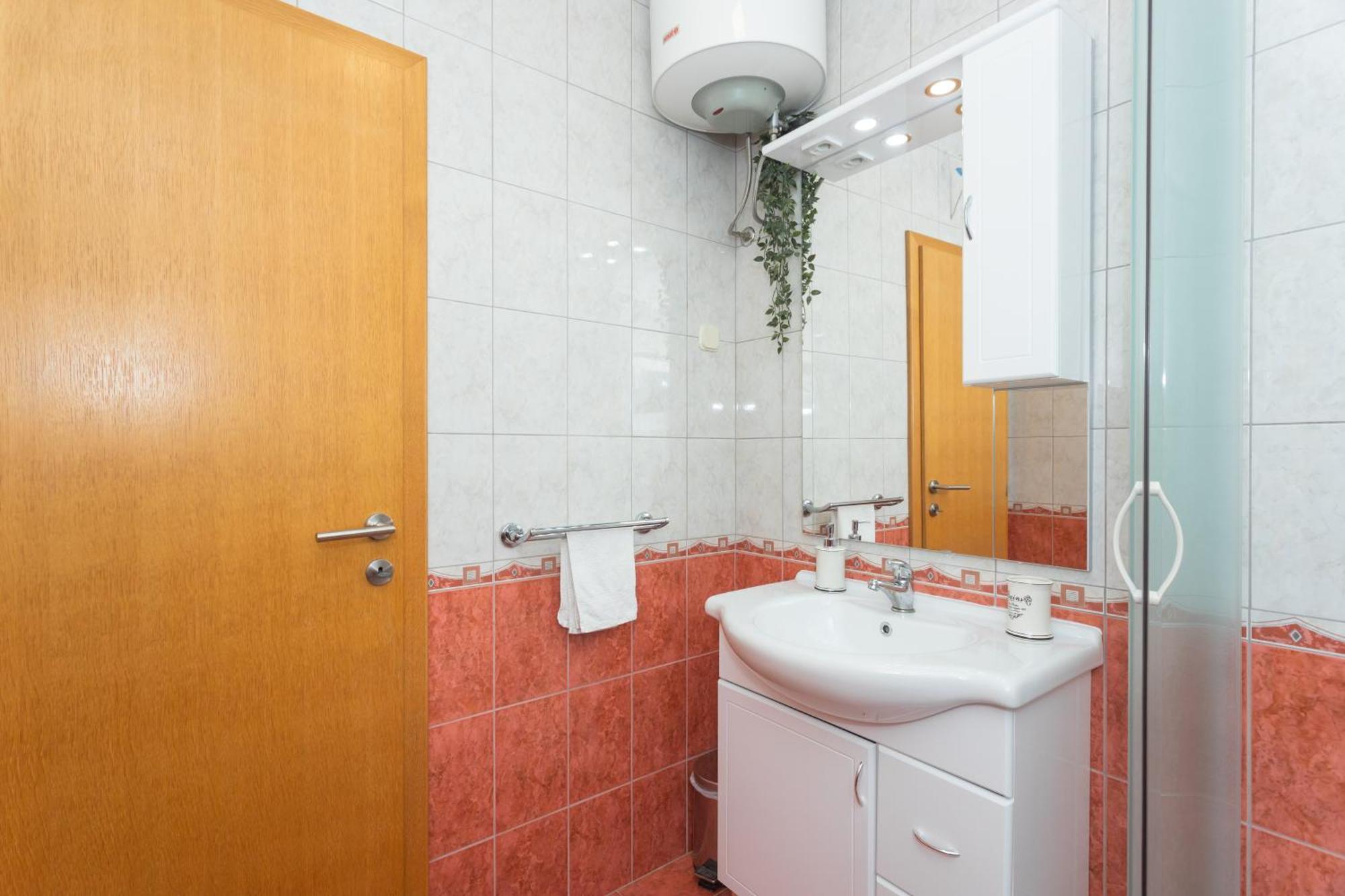 Apartments Klaudia Cista Velika Водице Екстериор снимка