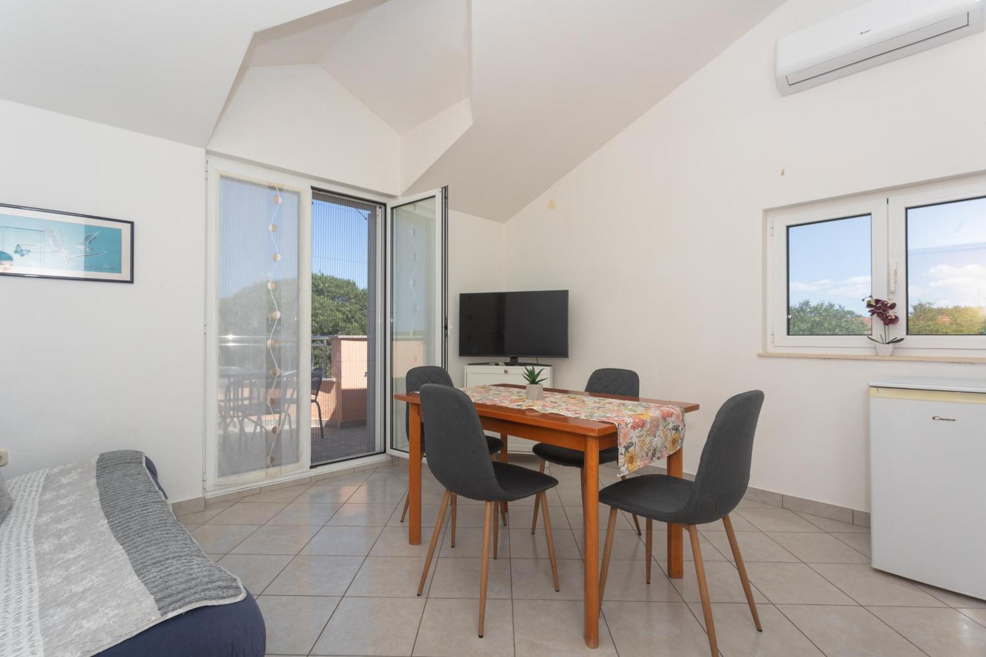 Apartments Klaudia Cista Velika Водице Екстериор снимка