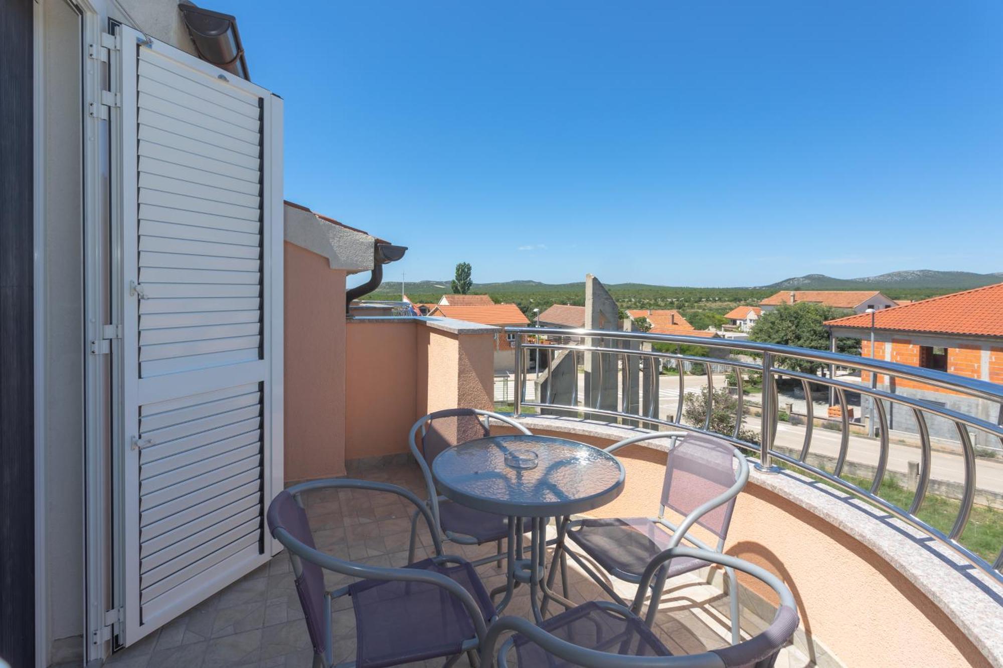 Apartments Klaudia Cista Velika Водице Екстериор снимка